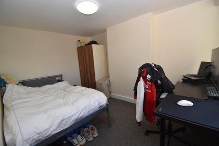 4 bedroom house to rent - Photo 4