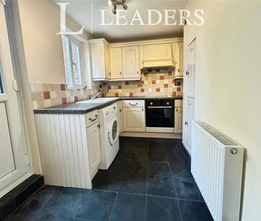 2 bedroom terraced house to rent - Photo 1