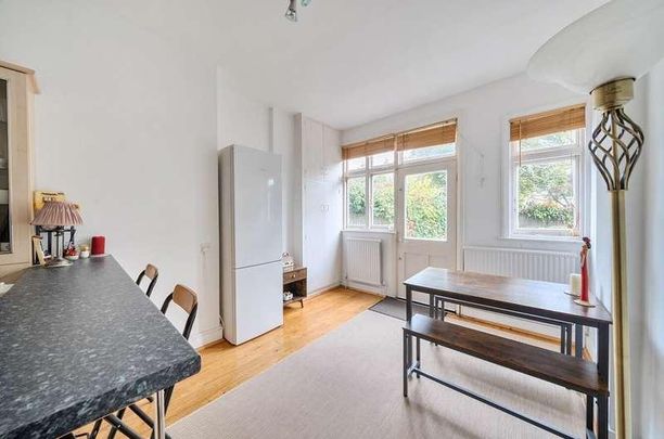 Midhurst Avenue, Muswell Hill, N10 - Photo 1