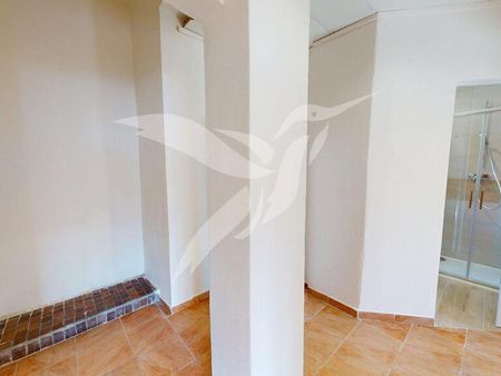 Pronájem bytu 2+kk 60 m2 - Fotografie 4