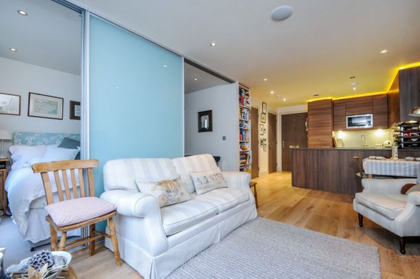 Townmead Road, Fulham, SW6 - Photo 1