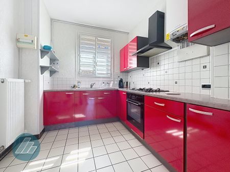 Location Appartement 3 pièces 59m² ABBEVILLE 80100 - Photo 3