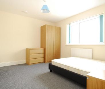 4 bedroom house to rent - Photo 1