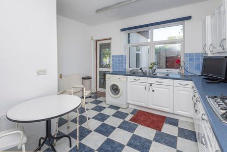 Ewellhurst Road - Photo 4