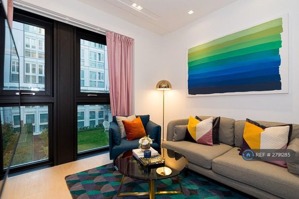 Studio to rent - Photo 1