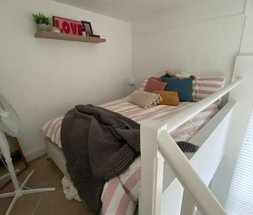 2 Bed Flat, Fernhead Road, W9 - Photo 4