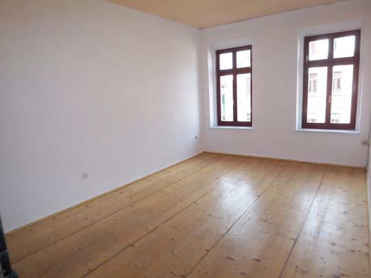 Teilsanierte Altbauwohnung in Connewitz! - Photo 1