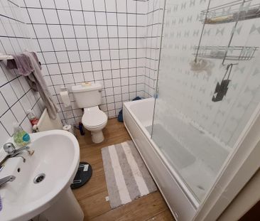 1 bedroom house to rent - Photo 2