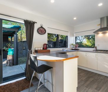 Spacious And Central - Papamoa - Photo 1