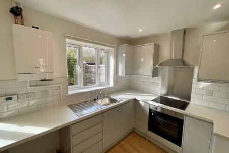 Seymour Avenue - Photo 5