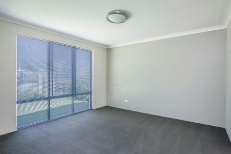 LOW MAINTENANCE HOME IN DALYELLUP - Photo 4