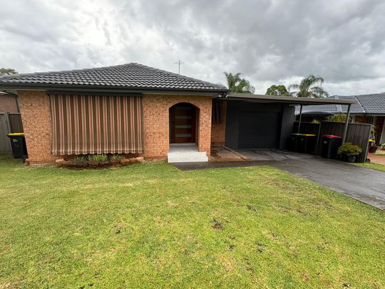 Freshly Renovated Three Bedroom Family Home&excl; - Photo 1