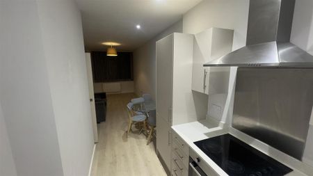 1 bedroom flat to rent - Photo 5