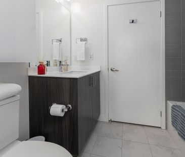 For Lease - 150 Sabina Drive Unit# 316, Oakville, Ontario - Photo 5