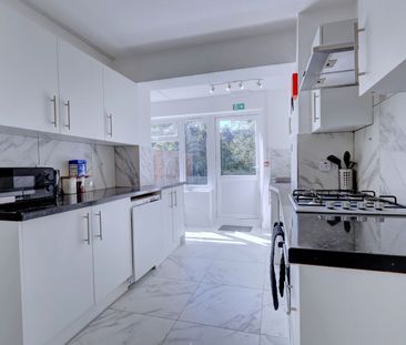 1 bedroom semi detached house to rent - Photo 6