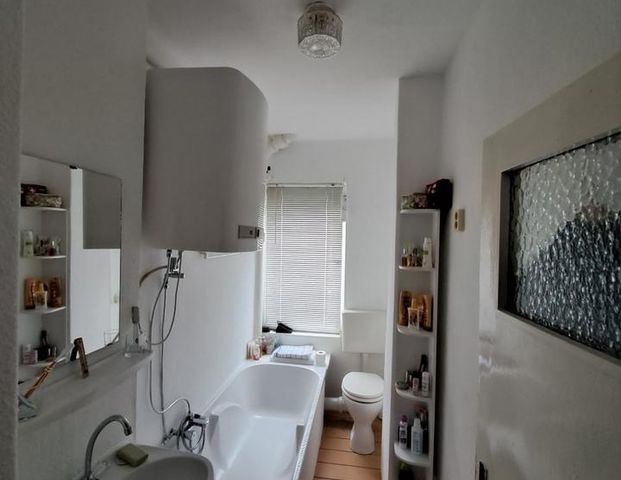 Studenten WG 4-Raum WE Kamin Wohnküche 2 Bäder - Foto 1