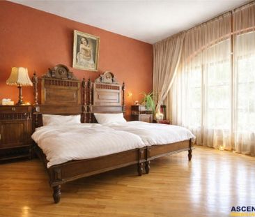 Rezidenta cu personalitate, pe 120 mp, Centrul Istoric, Bra - Photo 2