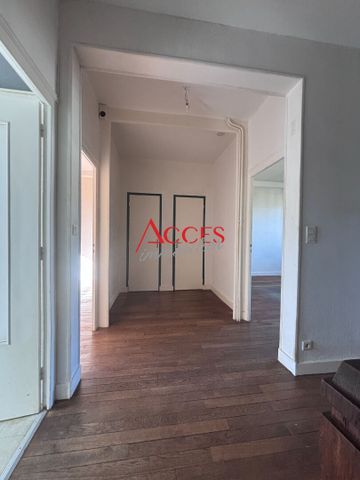 Location Maison 4 pièces 99m² - Photo 2