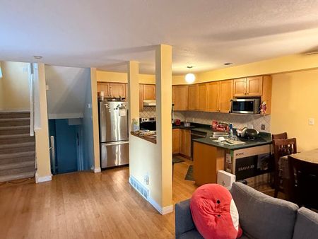 For Lease - 185 Highland Crescent Unit# 1, Kitchener, Ontario - Photo 2