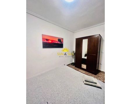 1 BEDROOM APARTMENT - TORREVIEJA - Photo 5