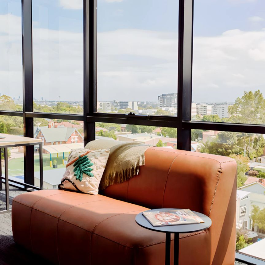 Greatest (Balcony) - Photo 1