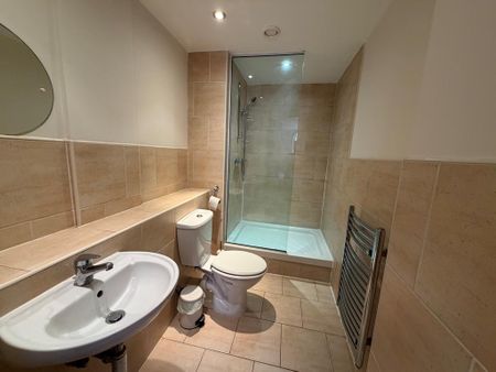 2 bedroom apartment to rent - Photo 5