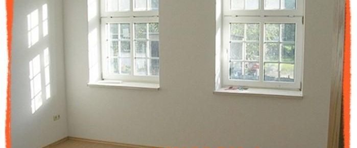 2-Zimmer-Wohnung mit Laminat, Fußbodenheizung und tollem Badezimmer zu vermieten! - Foto 1