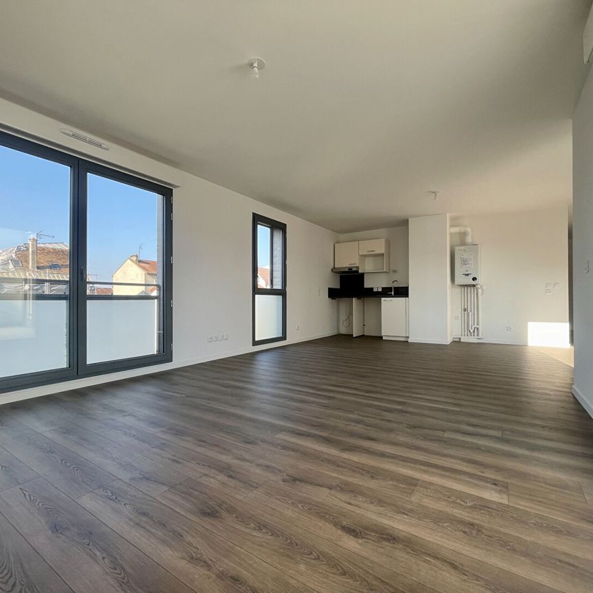 À louer : Appartement 4 pièces de grand standing à Melun - Photo 1