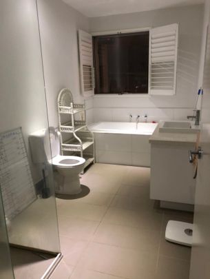 Malvern East - Photo 1