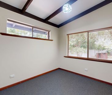 11 Baroy Street, Falcon WA 6210 - House For Rent | Domain - Photo 5