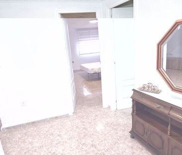 Piso de alquiler en Plaza de Toros - Avenida Chapí - Trinquete - Photo 5