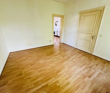 ***NETTE MIETER GESUCHT-SCHÖNE 2 ZIMMER ALTBAUWOHNUNG*** - Photo 1