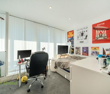 3 bedroom apartment to rent - Photo 3