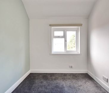 Cranmore Crescent, Southmead - Photo 4