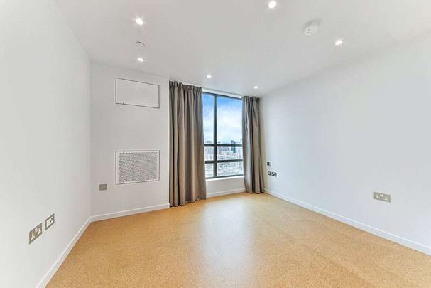 Brand new 2 bedroom 2 bathroom apartment to rent in this highly anticipated renovated development. - Photo 1