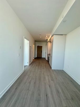 For Lease - 1 Fairview Road Unit# 1705, Mississauga, Ontario - Photo 1