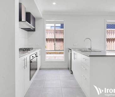 Modern 4-Bedroom Home for Rent - Crestmead - Photo 4