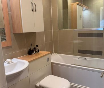 Room in a Shared Flat, Courtfield Road, SW7 - Photo 5
