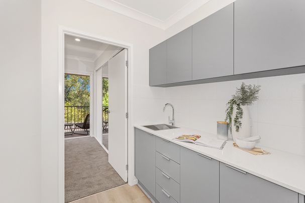 30 Manet Cres, Forest Lake - Photo 1