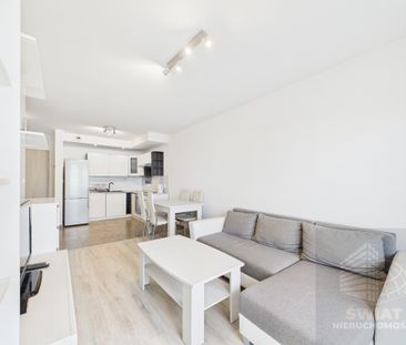 Dwa pokoje z garażem na strzeżonym osiedlu - Zdjęcie 2