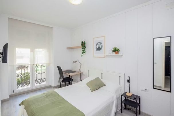 Avinguda del Port, Valencia, Valencian Community 46023 - Photo 1