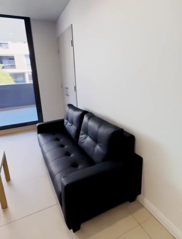 2 Oscar Pl, Sydney - Photo 4