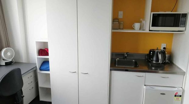 Anzac Avenue City Studio - Photo 1