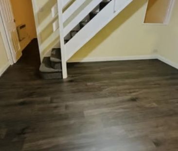 3 bedroom end of terrace house to rent - Photo 5