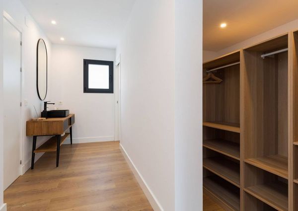 3 bedroom luxury Villa for rent in Nueva Andalucia, Spain