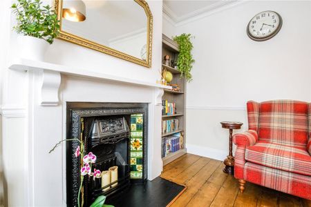 2 bedroom terraced house to rent - Photo 2