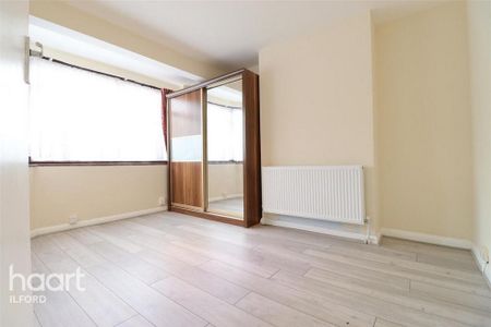 2 bedroom semi-detached house to rent - Photo 3