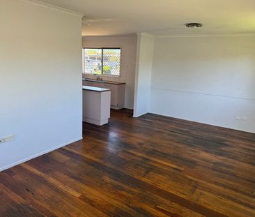 3 Bedroom House with Generous Yard in Convenient Location! - Photo 1