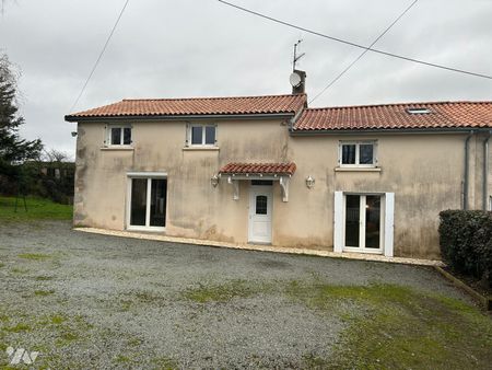 Maison en hameau calme axe SECONDIGNY / AZAY SUR THOUET avec JARDIN CLOS et GRANGE - Photo 5