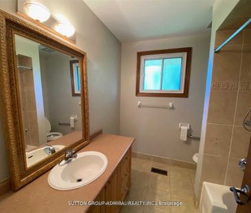 For Lease - 10623 Clarkway Drive, Brampton, Ontario - Photo 6